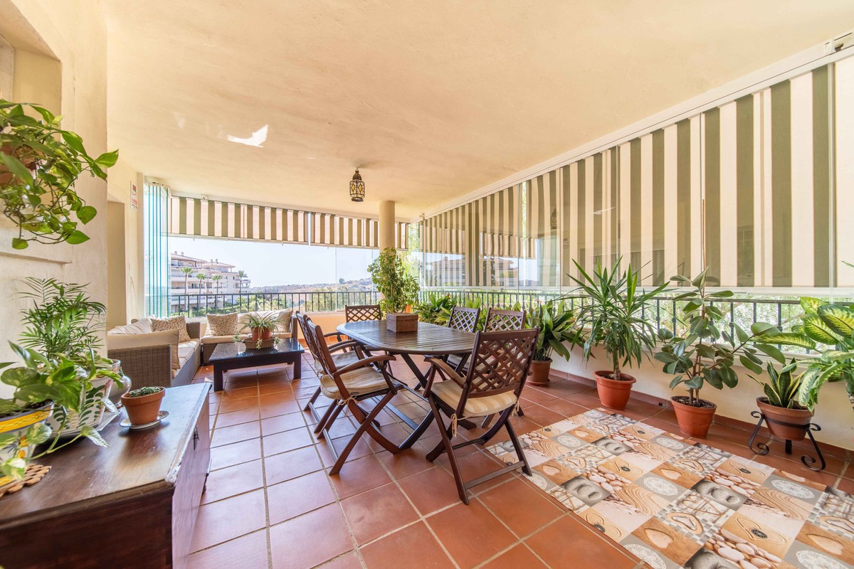 Piso de 3 Dormitorios y 2 Baños en venta en Mijas Golf