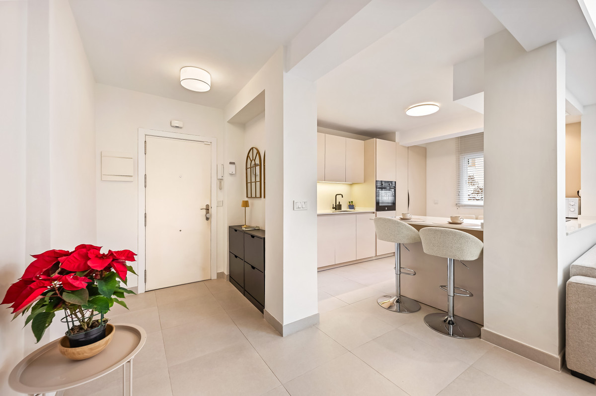 Piso de 2 Dormitorios y 1 Baño en venta en Marbella