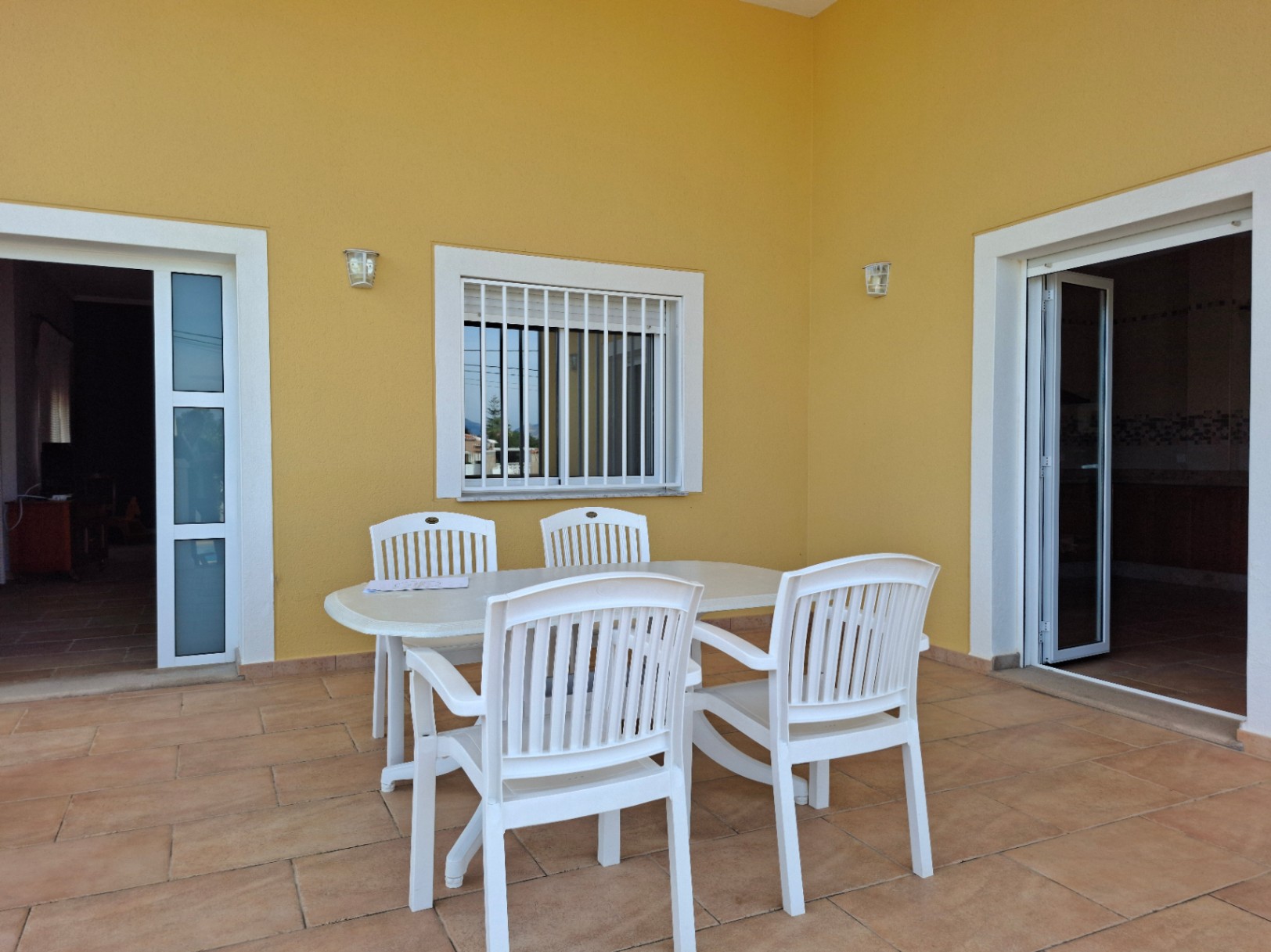 Casa de 3 Dormitorios y 3 Baños en venta en Oliva