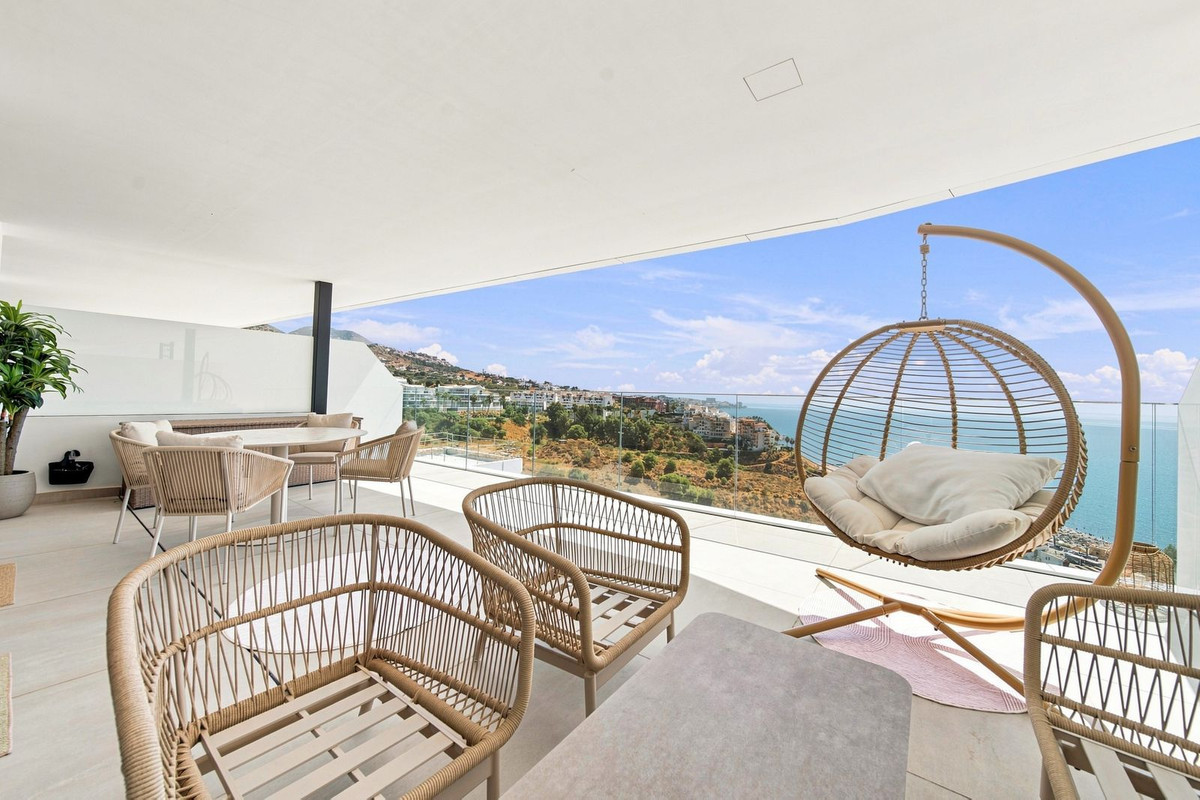 Piso de 2 Dormitorios y 2 Baños en venta en Fuengirola