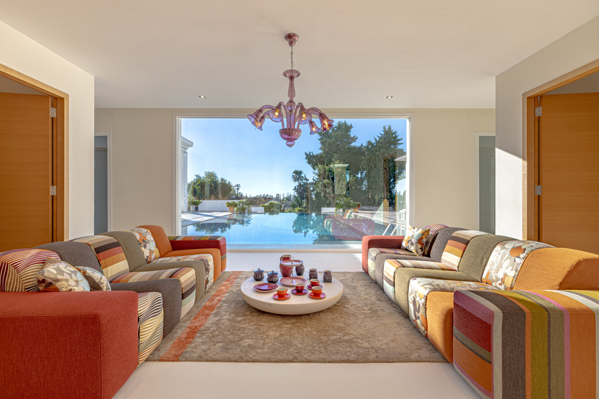 Casa de 7 Dormitorios y 7 Baños en venta en Guadalmina Alta, San Pedro de Alcántara