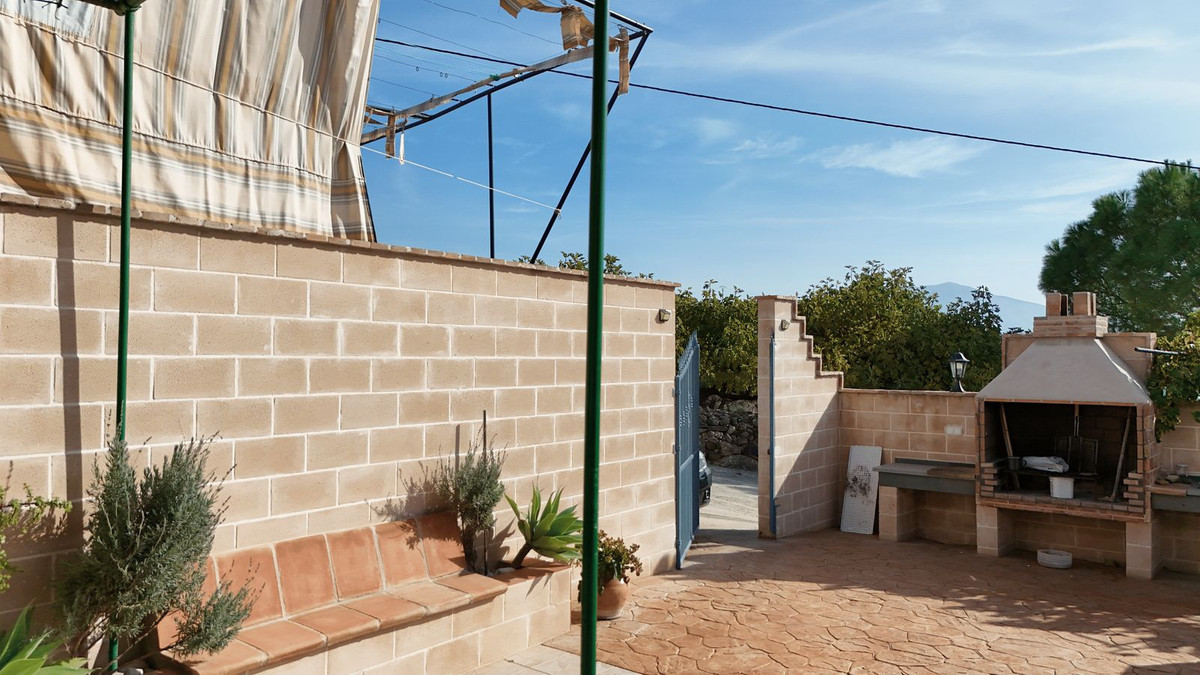 Casa Adosada de 4 Dormitorios en venta en Coin