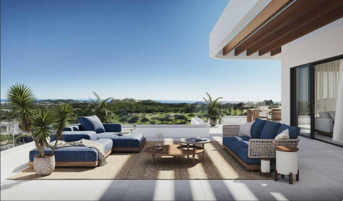 Piso de 2 Dormitorios y 2 Baños en venta en Cerros del Aguila, Mijas