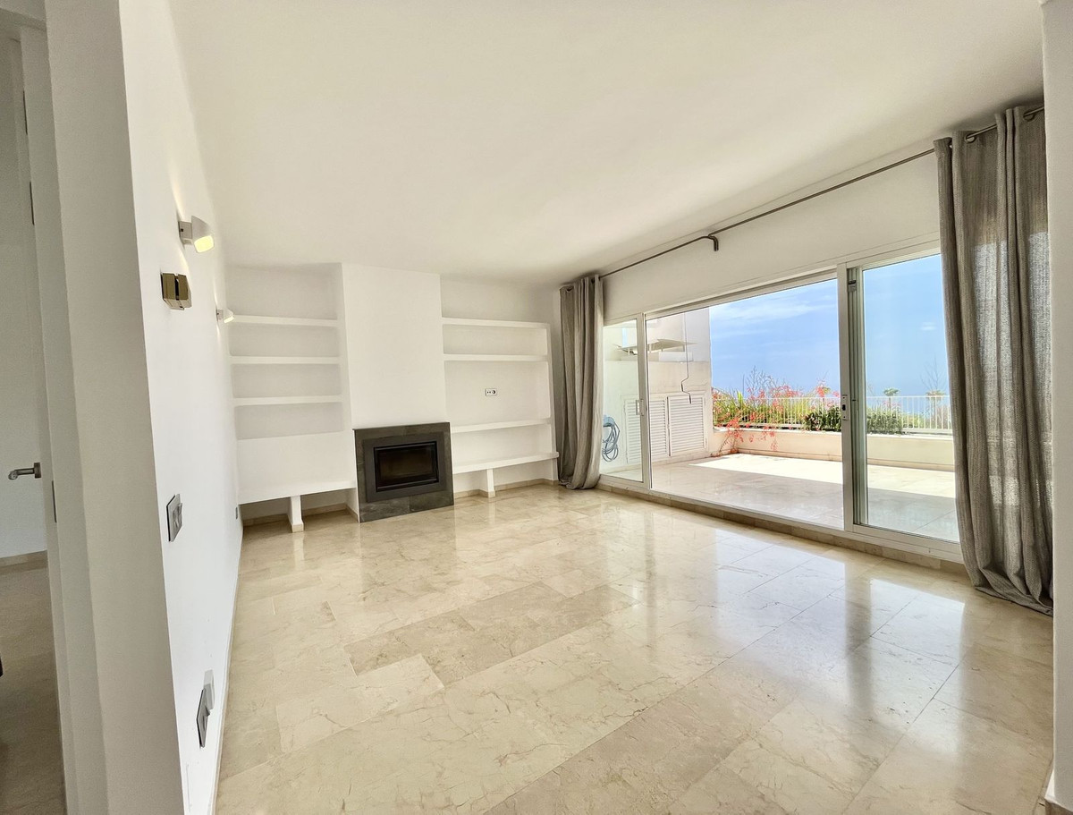 Piso de 1 Dormitorio en venta en Río Real, Marbella