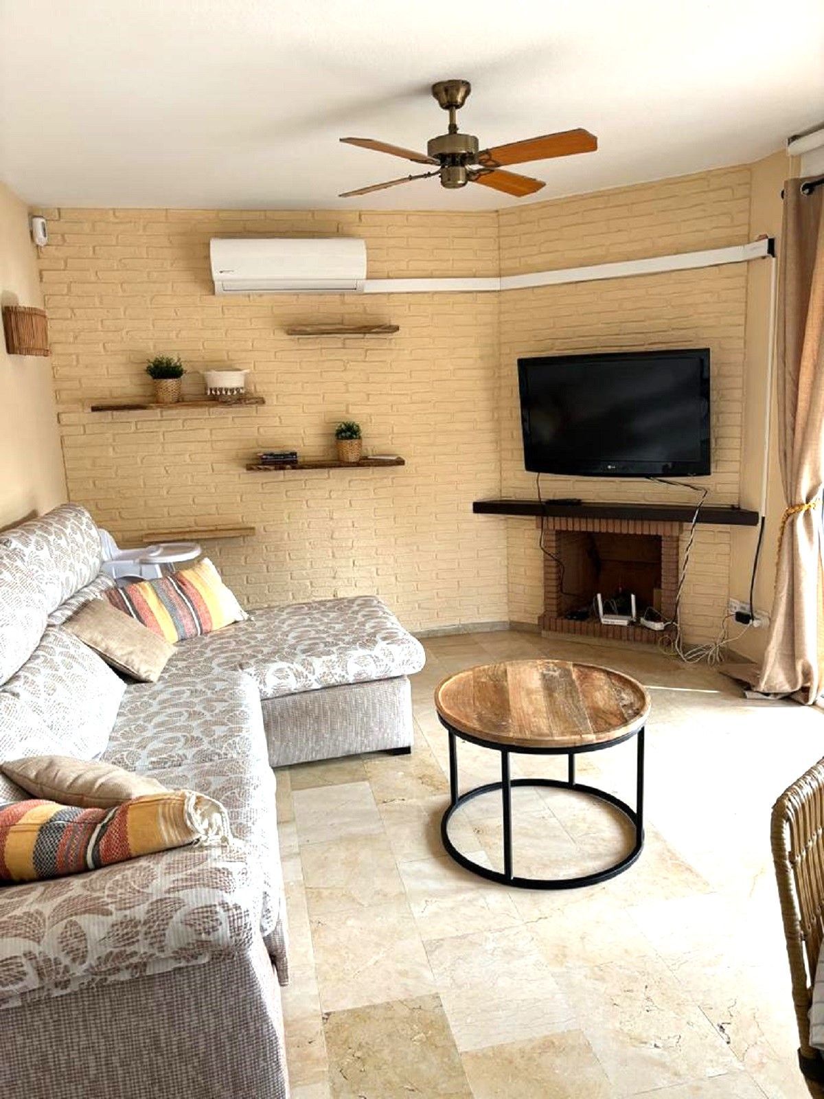 Piso de 2 Dormitorios y 2 Baños en venta en La Cala de Mijas