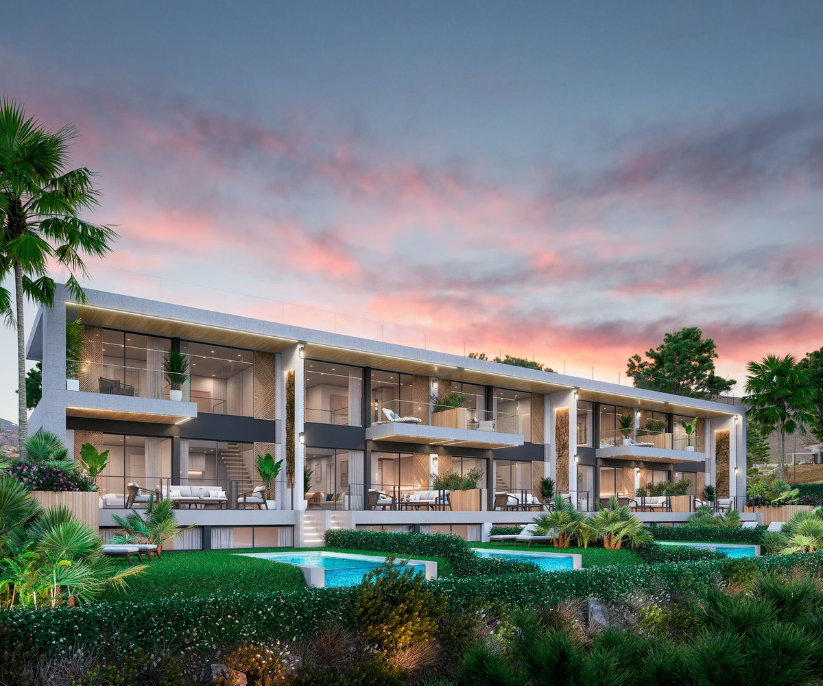 Piso de 3 Dormitorios y 2 Baños en venta en Nueva Andalucía, Marbella