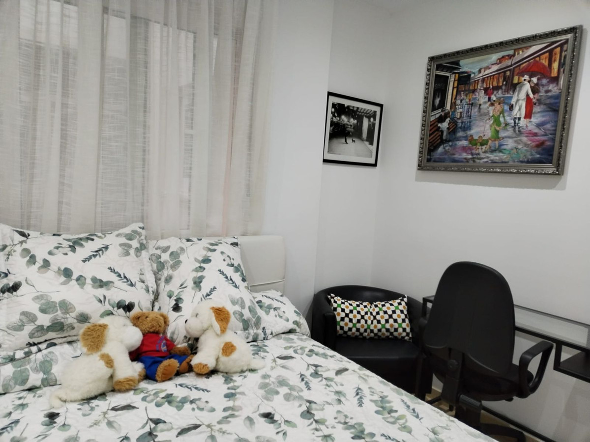 Piso de 3 Dormitorios y 2 Baños en venta en Marbella