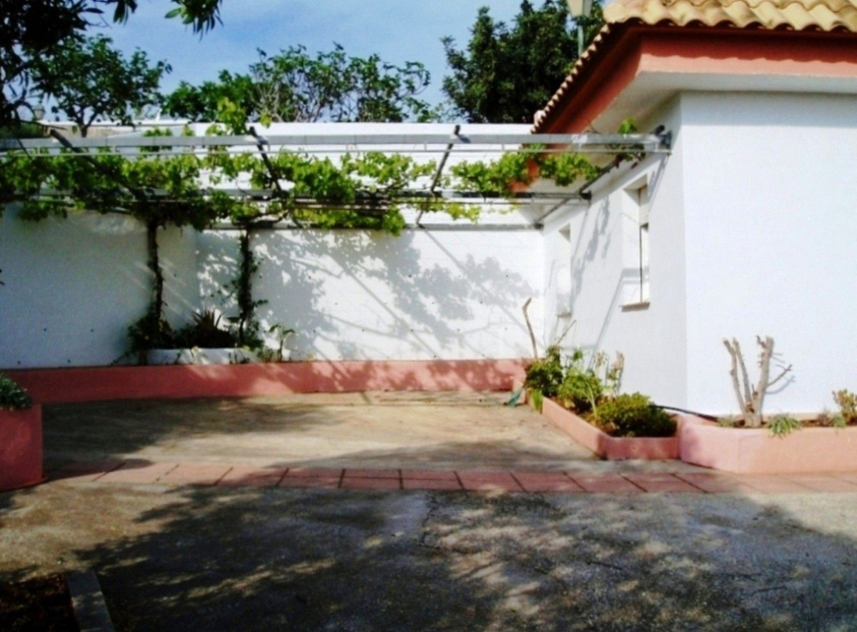 Finca de 7 Dormitorios y 5 Baños en venta en Campo Mijas