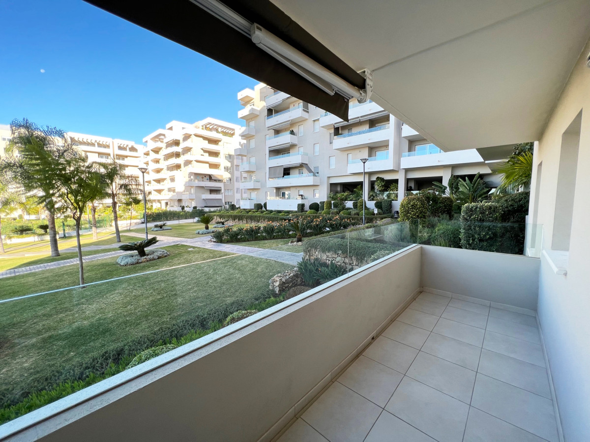 Piso de 3 Dormitorios en alquiler vacacional en Nueva Andalucía, Marbella