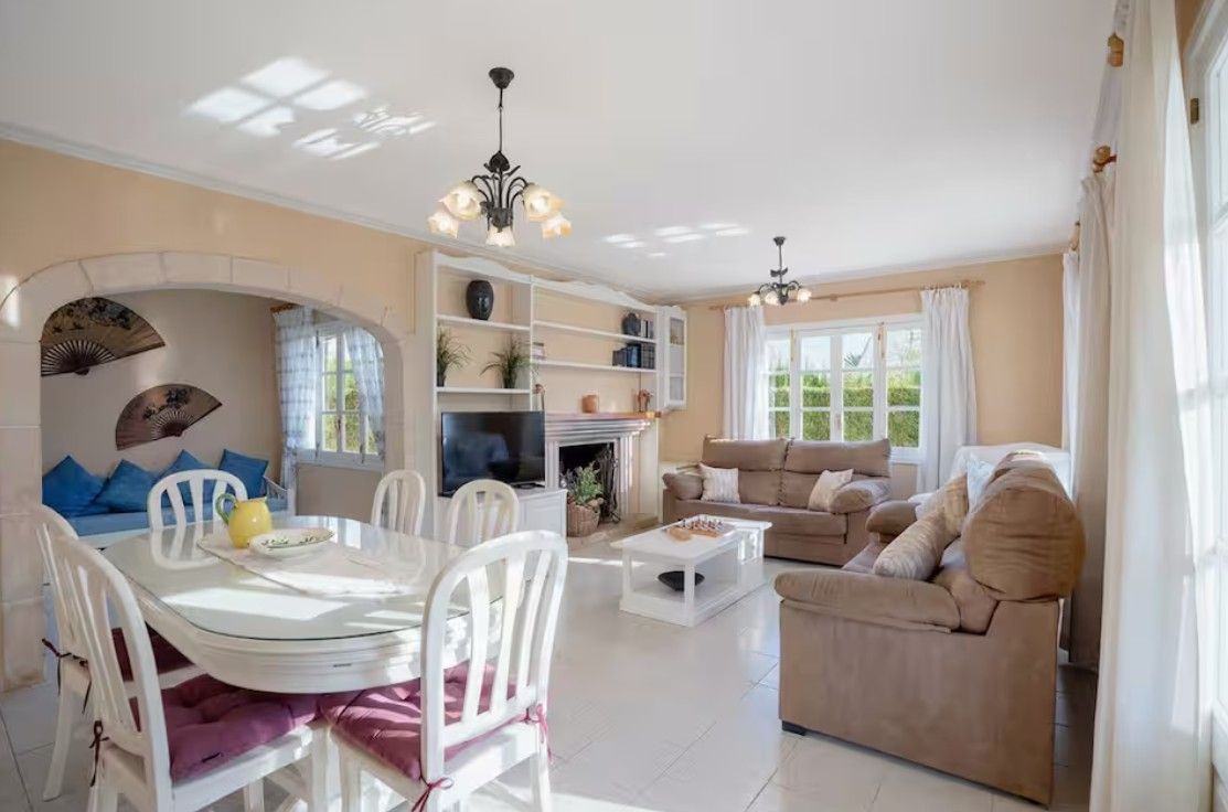 4 Bed - Villa for Sale in Sant Llorenç Des Cardassar