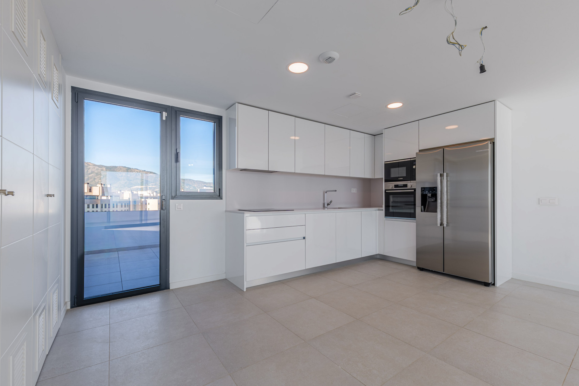 Ático de 3 Dormitorios y 2 Baños en venta en Playamar, Torremolinos