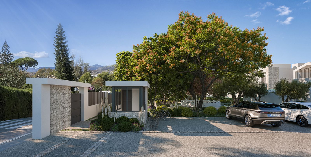 Casa de 5 Dormitorios y 4 Baños en venta en San Pedro de Alcántara