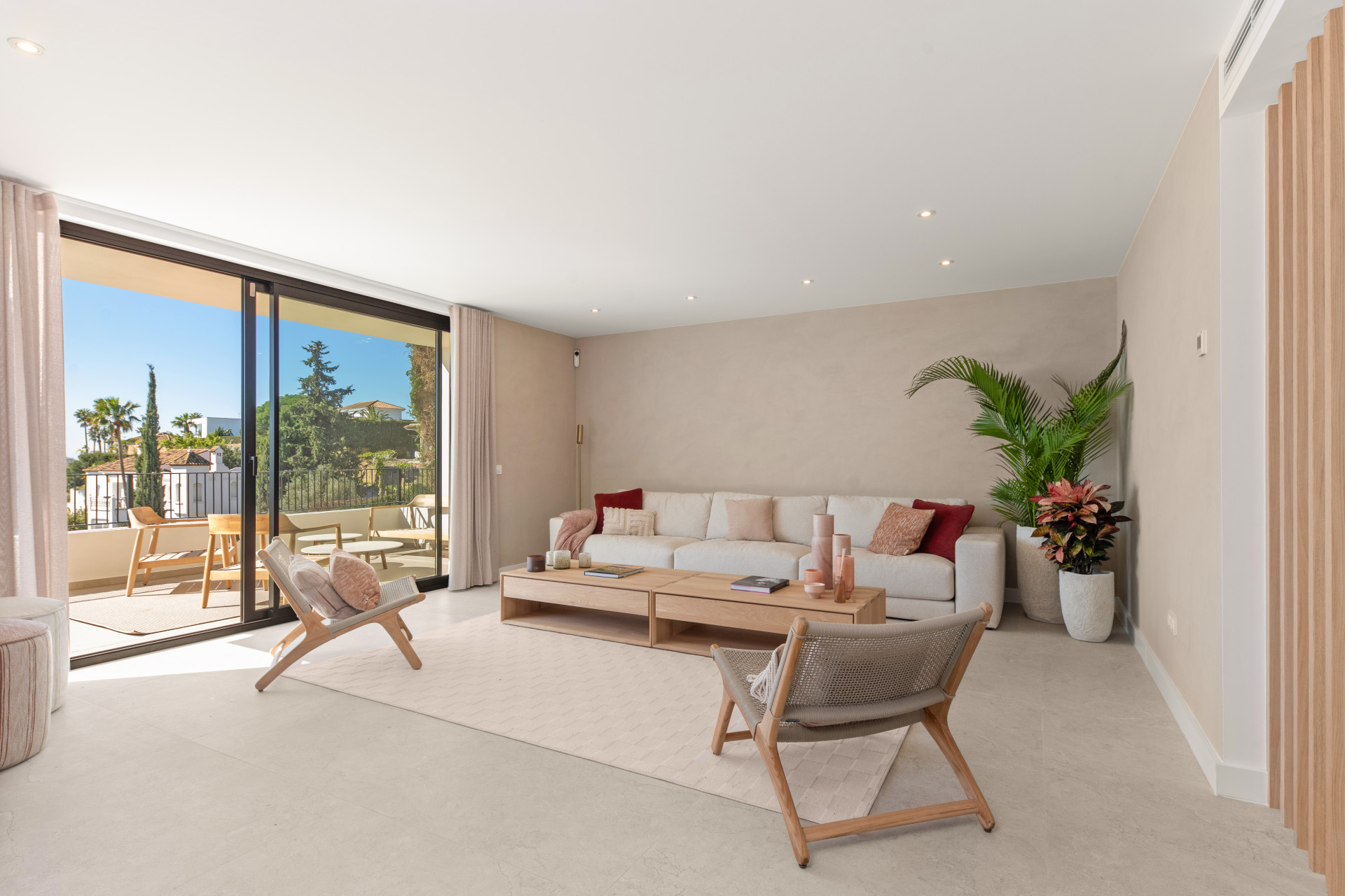 Casa de 4 Dormitorios y 4 Baños en venta en Benahavís