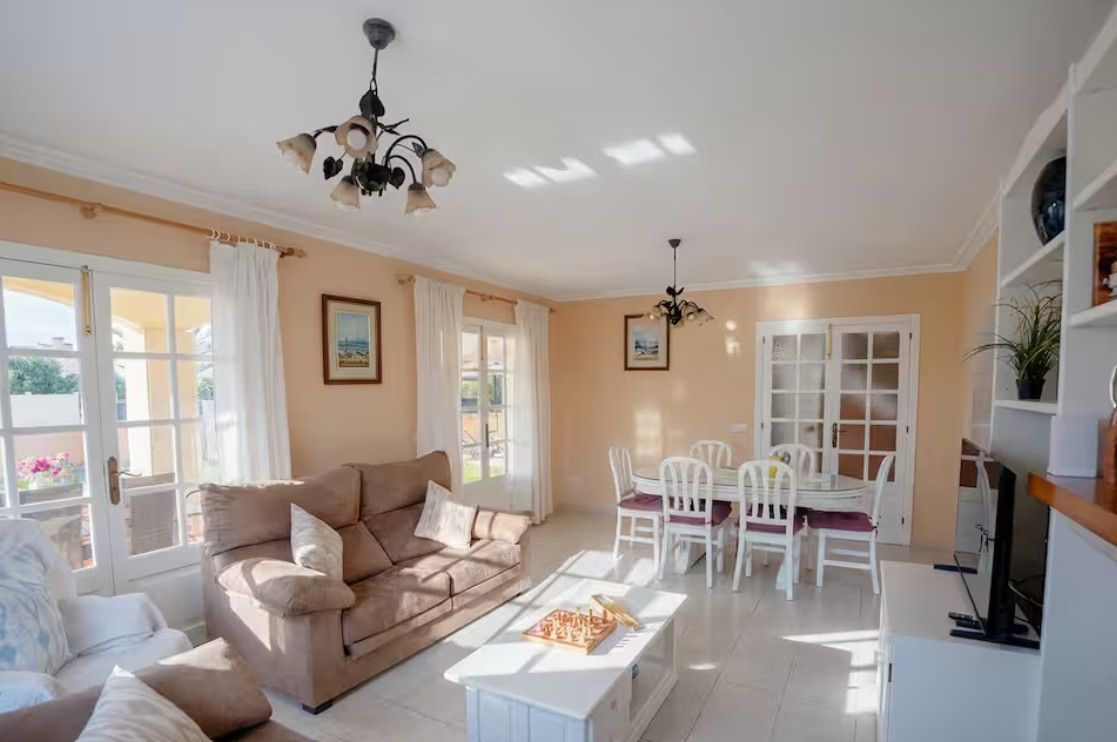 4 Bed - Villa for Sale in Sant Llorenç Des Cardassar