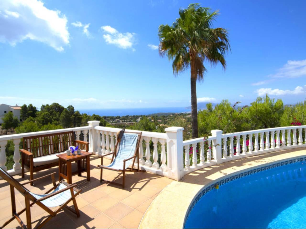 Casa Adosada de 4 Dormitorios y 3 Baños en venta en Altea
