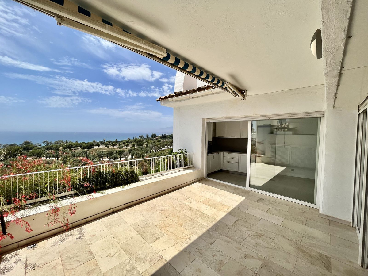 Piso de 1 Dormitorio en venta en Río Real, Marbella