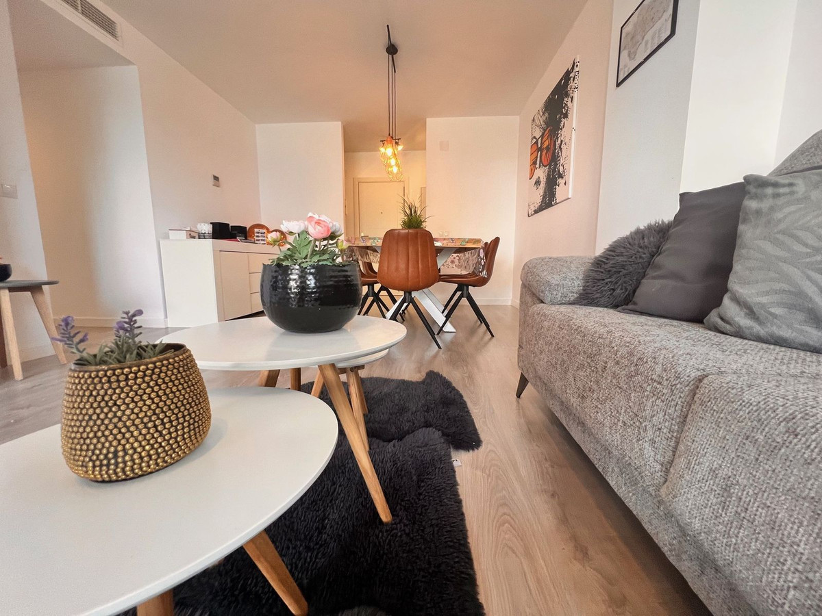 Piso de 3 Dormitorios en alquiler vacacional en Nueva Andalucía, Marbella