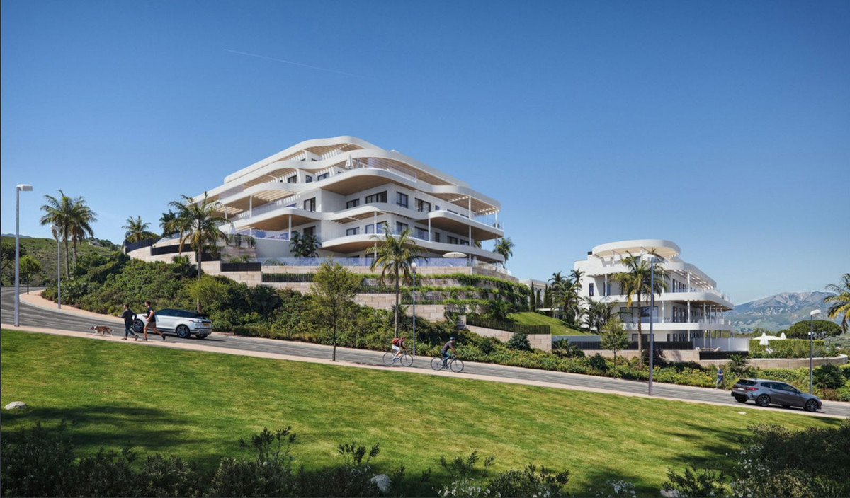 Piso de 2 Dormitorios y 2 Baños en venta en Cerros del Aguila, Mijas