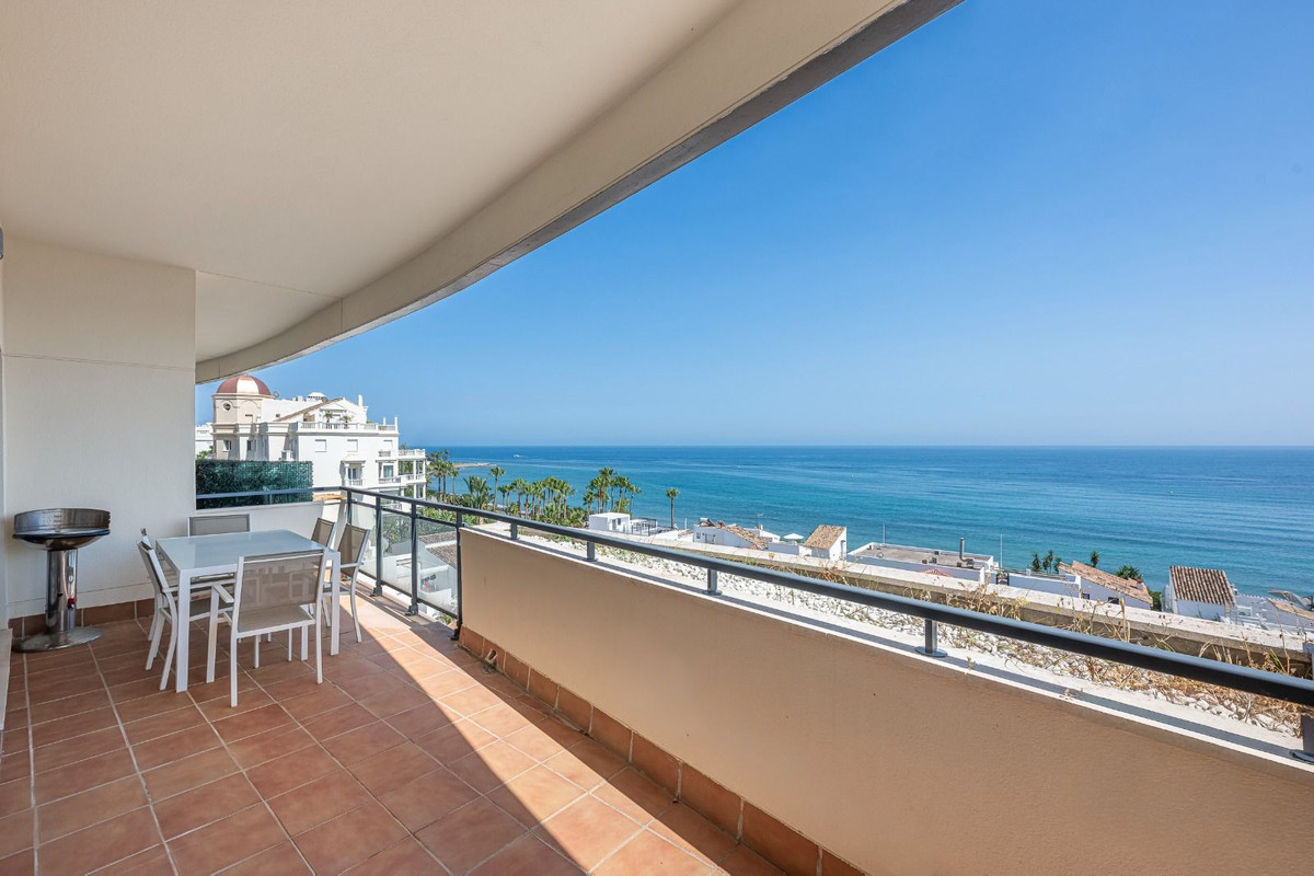 3 Slaapk., 2 Badk. - Penthouse te koop in Estepona