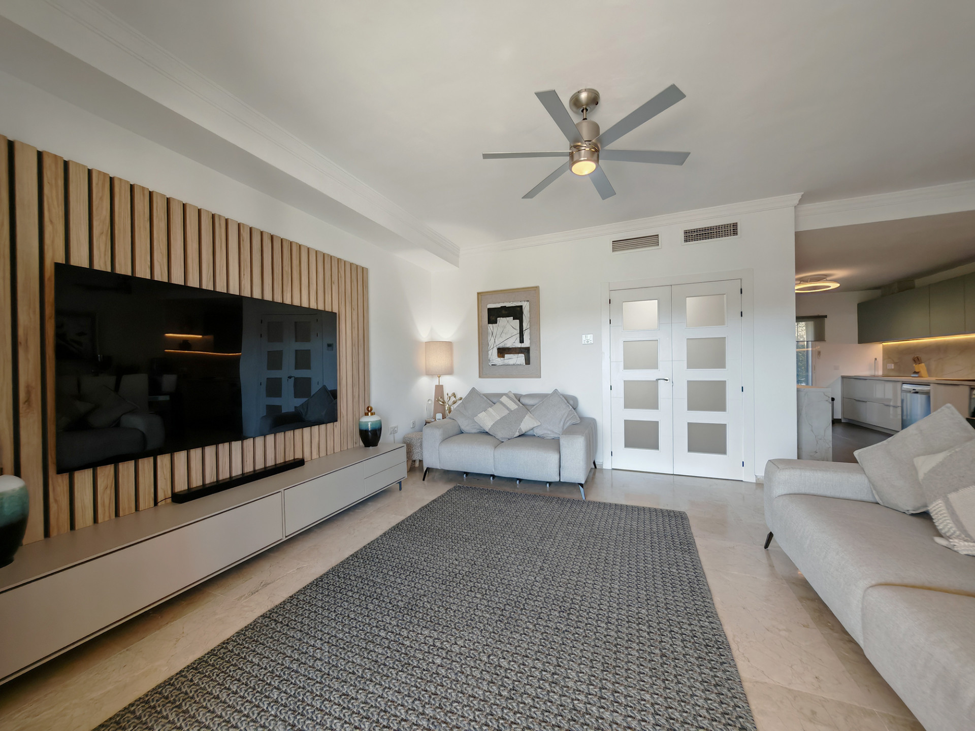 Casa Adosada de 4 Dormitorios y 3 Baños en venta en Riviera del Sol, Mijas
