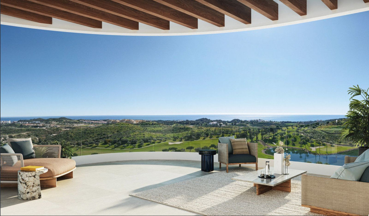 Piso de 2 Dormitorios y 2 Baños en venta en Cerros del Aguila, Mijas