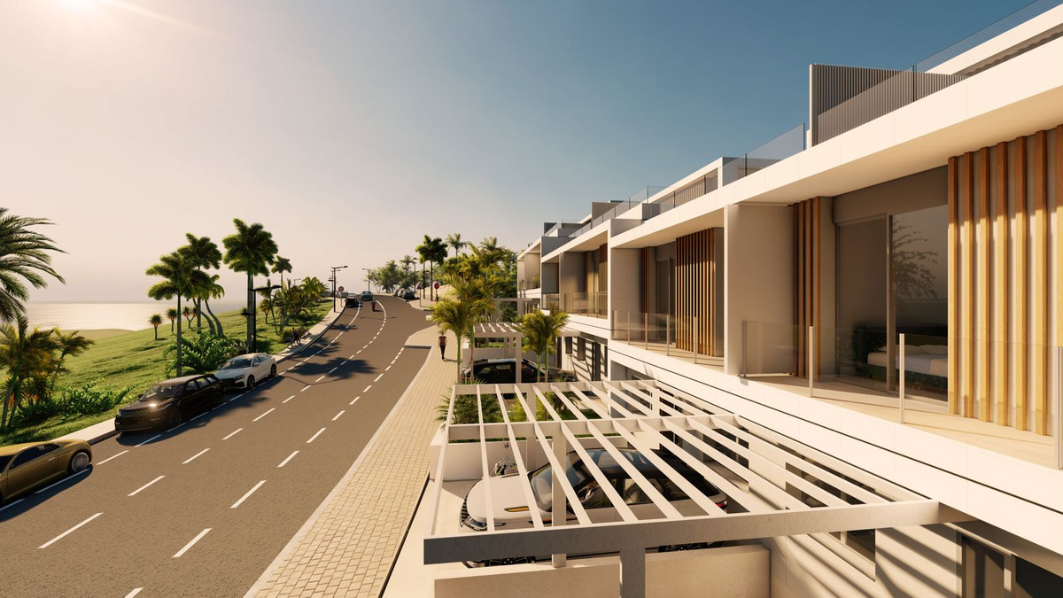 Casa Adosada de 4 Dormitorios y 3 Baños en venta en Estepona