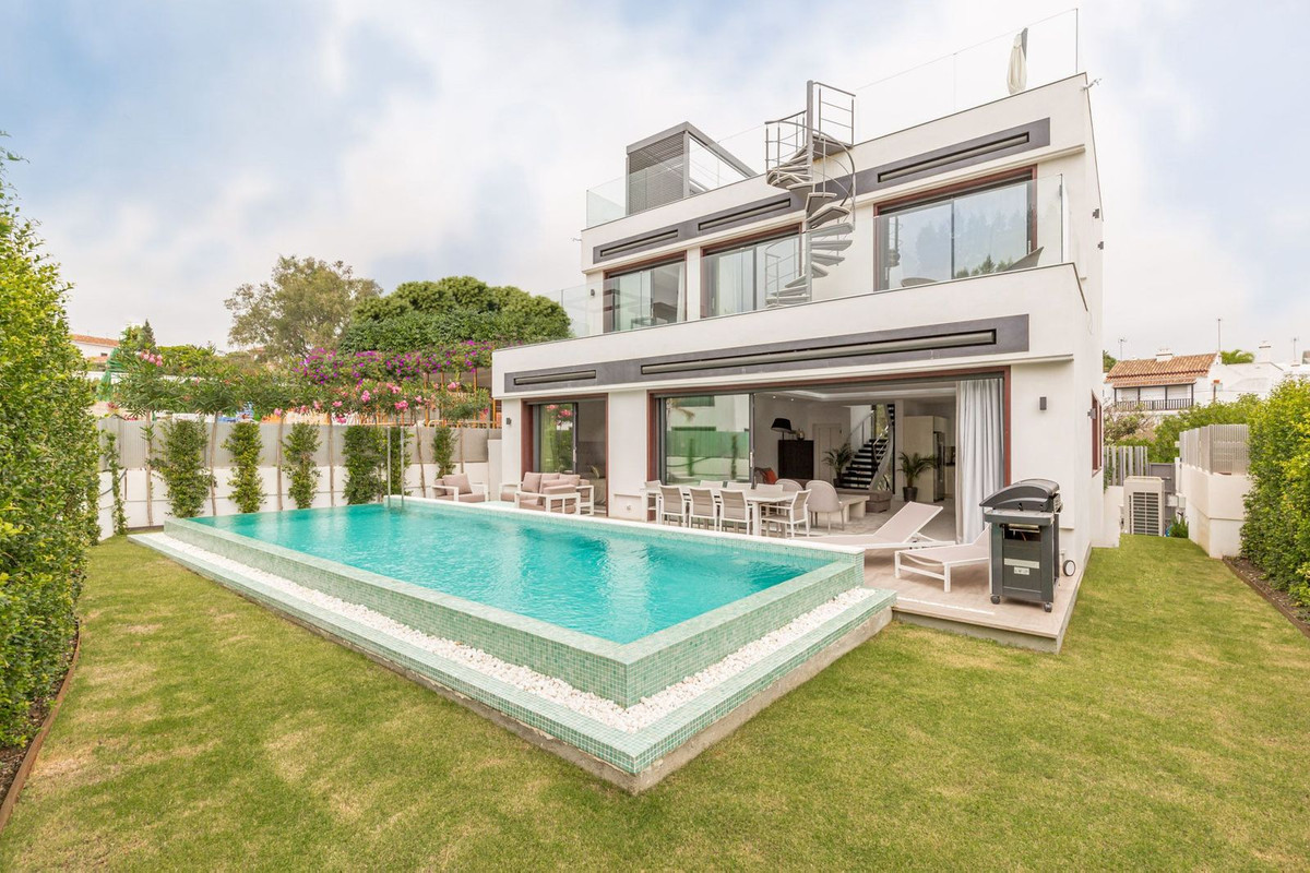 Marbella Golden Mile