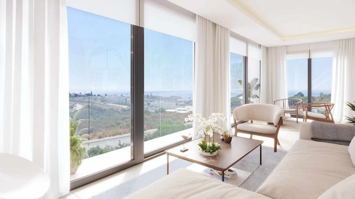 Casa Adosada de 4 Dormitorios y 3 Baños en venta en Estepona