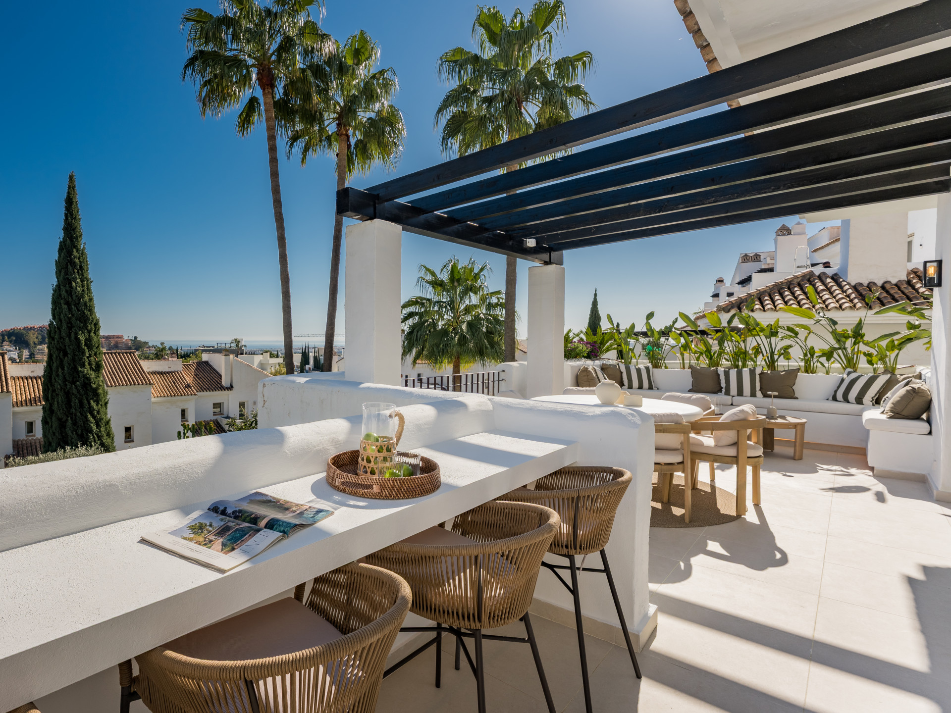 Ático de 3 Dormitorios y 4 Baños en venta en Nueva Andalucía