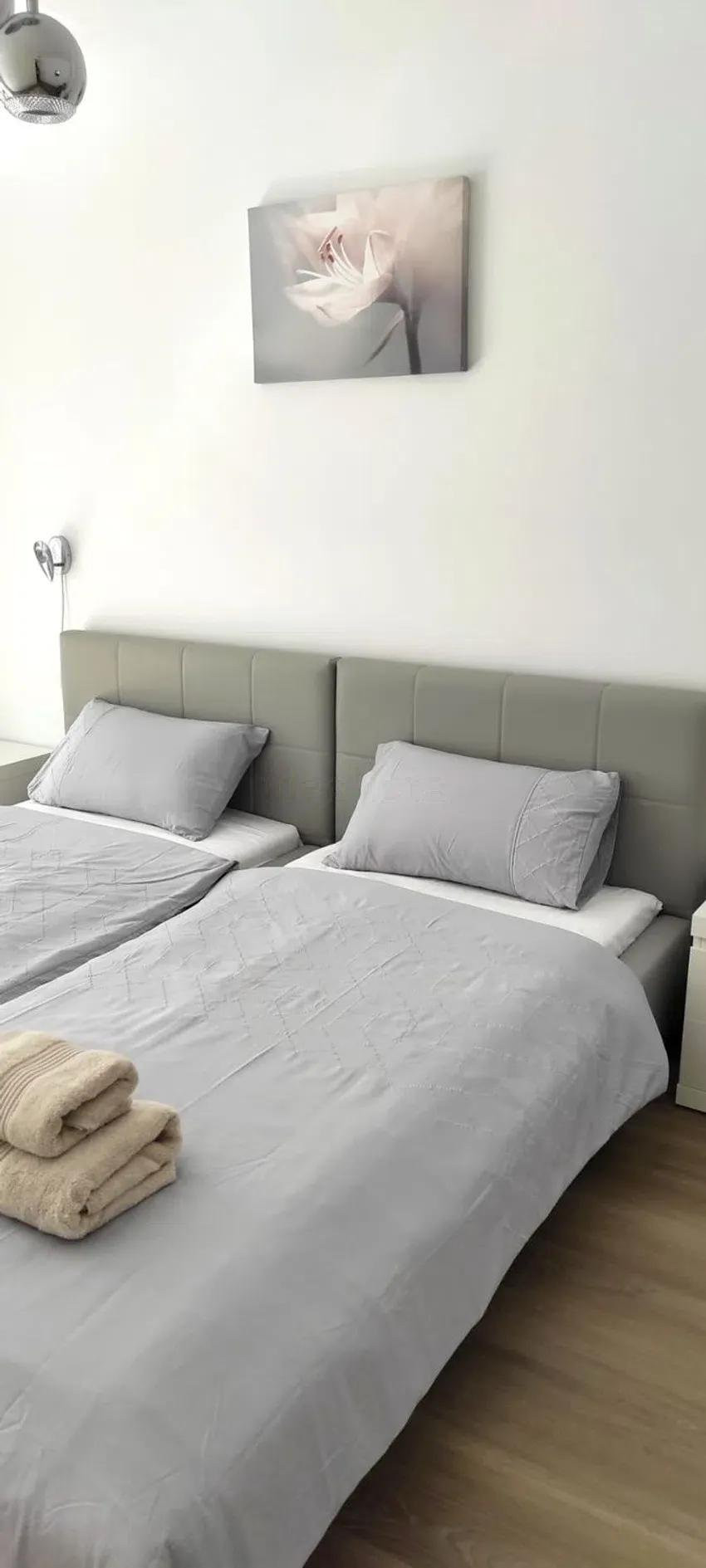 Piso de 3 Dormitorios y 2 Baños en venta en Mijas