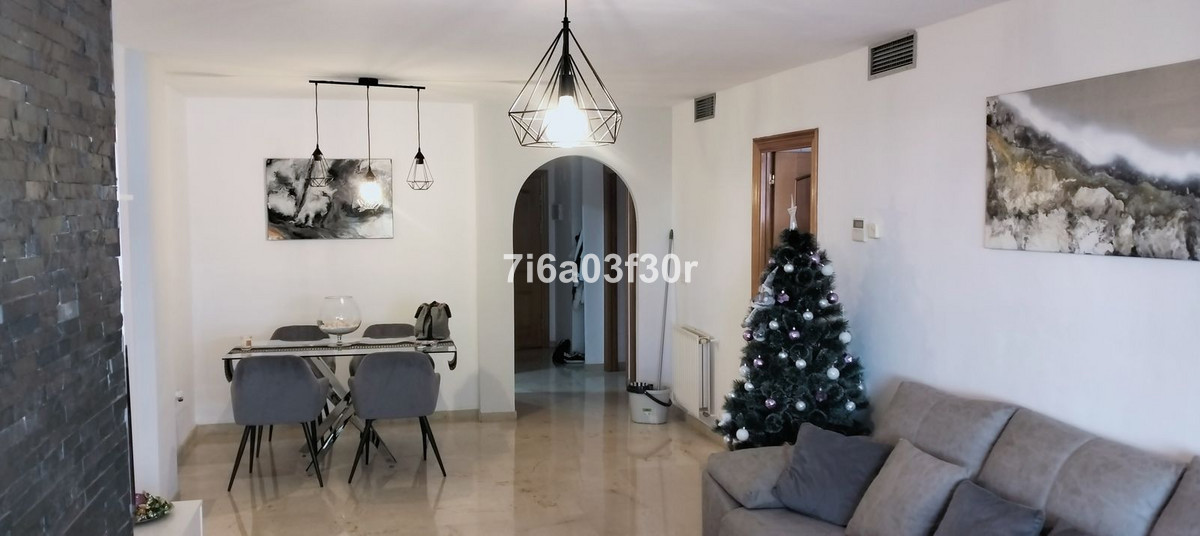 Piso de 2 Dormitorios y 2 Baños en venta en Guadalmina Alta, San Pedro de Alcántara