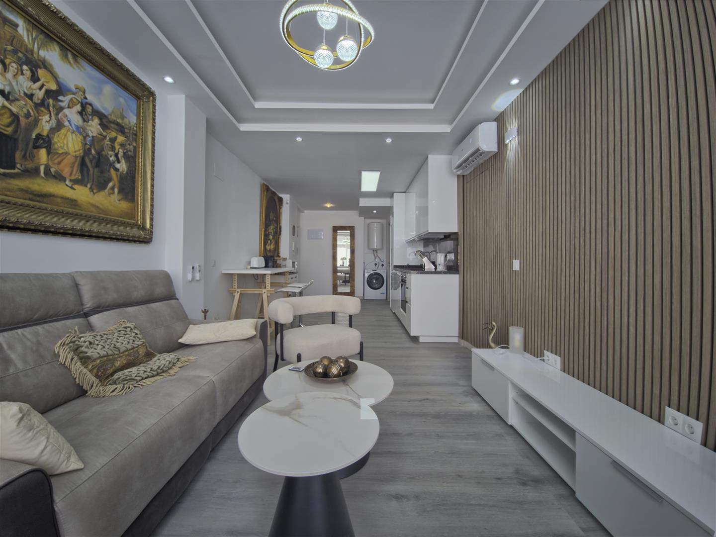 Piso de 2 Dormitorios y 1 Baño en venta en Marbella Centro
