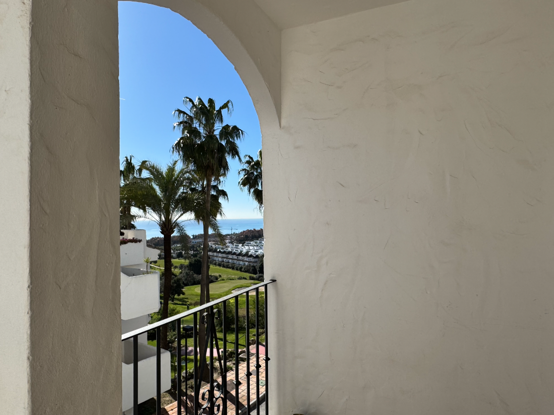 Piso de 3 Dormitorios y 2 Baños en venta en La Duquesa