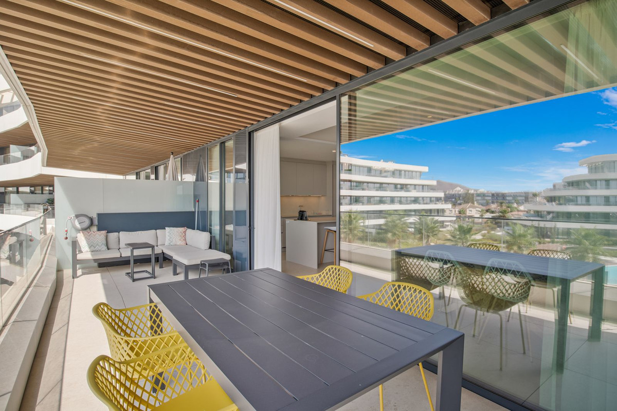 Piso de 2 Dormitorios y 2 Baños en venta en Torremolinos