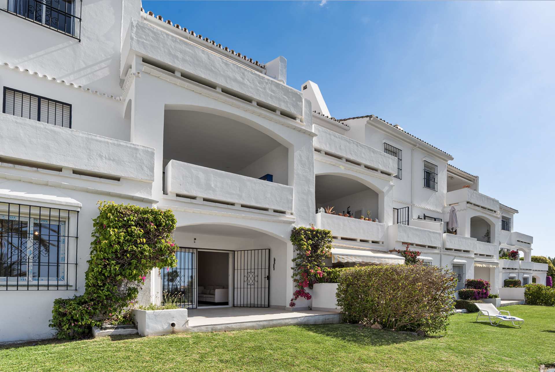 Piso de 3 Dormitorios y 3 Baños en venta en Nueva Andalucía, Marbella