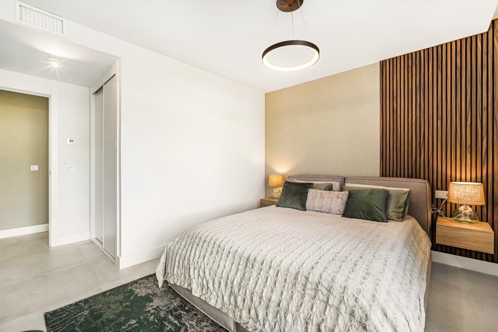 Ático de 3 Dormitorios en venta en Artola, Marbella