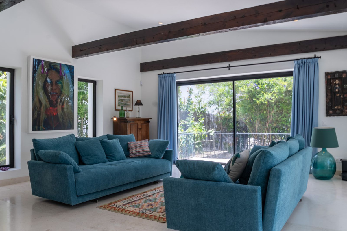 Casa de 7 Dormitorios en alquiler vacacional en Guadalmina Baja, San Pedro de Alcántara