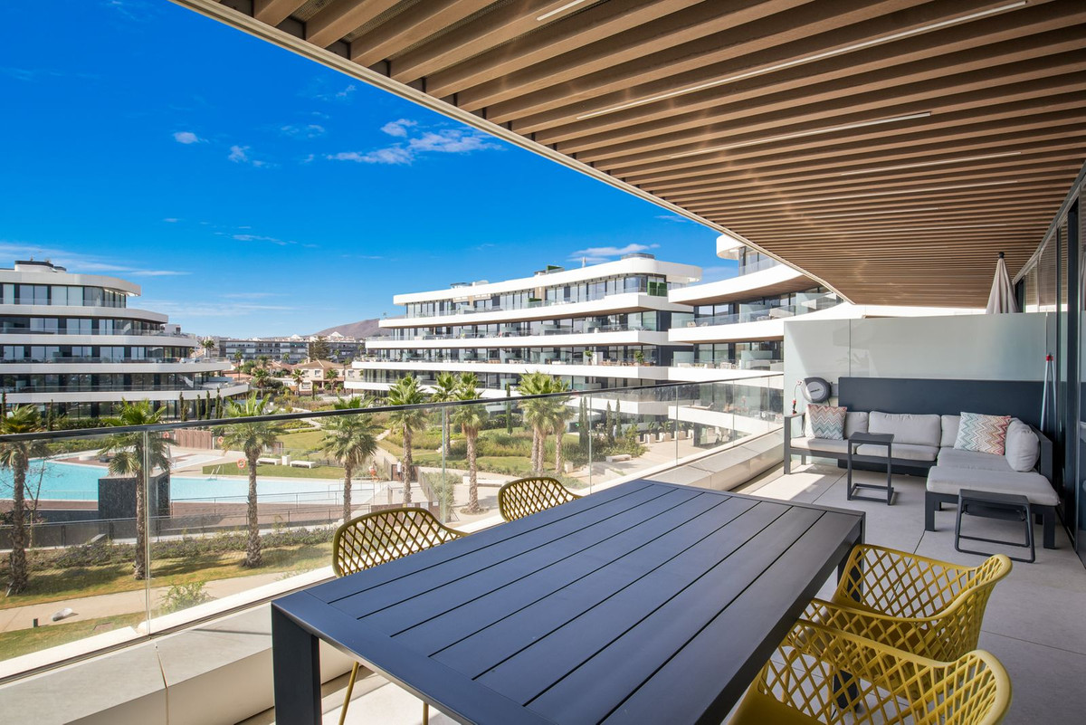 Piso de 2 Dormitorios y 2 Baños en venta en Torremolinos