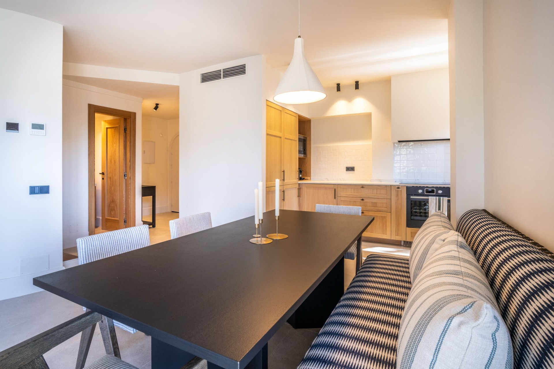 Piso de 3 Dormitorios en venta en Nueva Andalucía, Marbella
