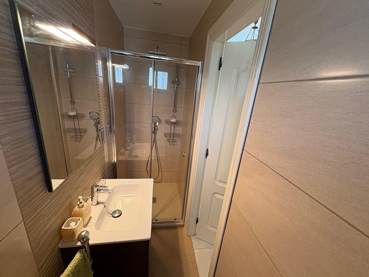 Casa Adosada de 3 Dormitorios y 2 Baños en venta en Estepona