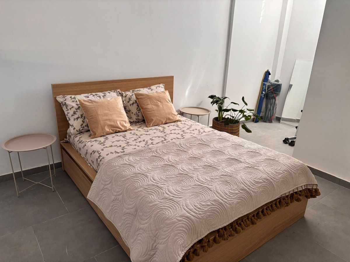 1 спалня, 1 баня - Апартамент за продажба в La Carihuela, Torremolinos