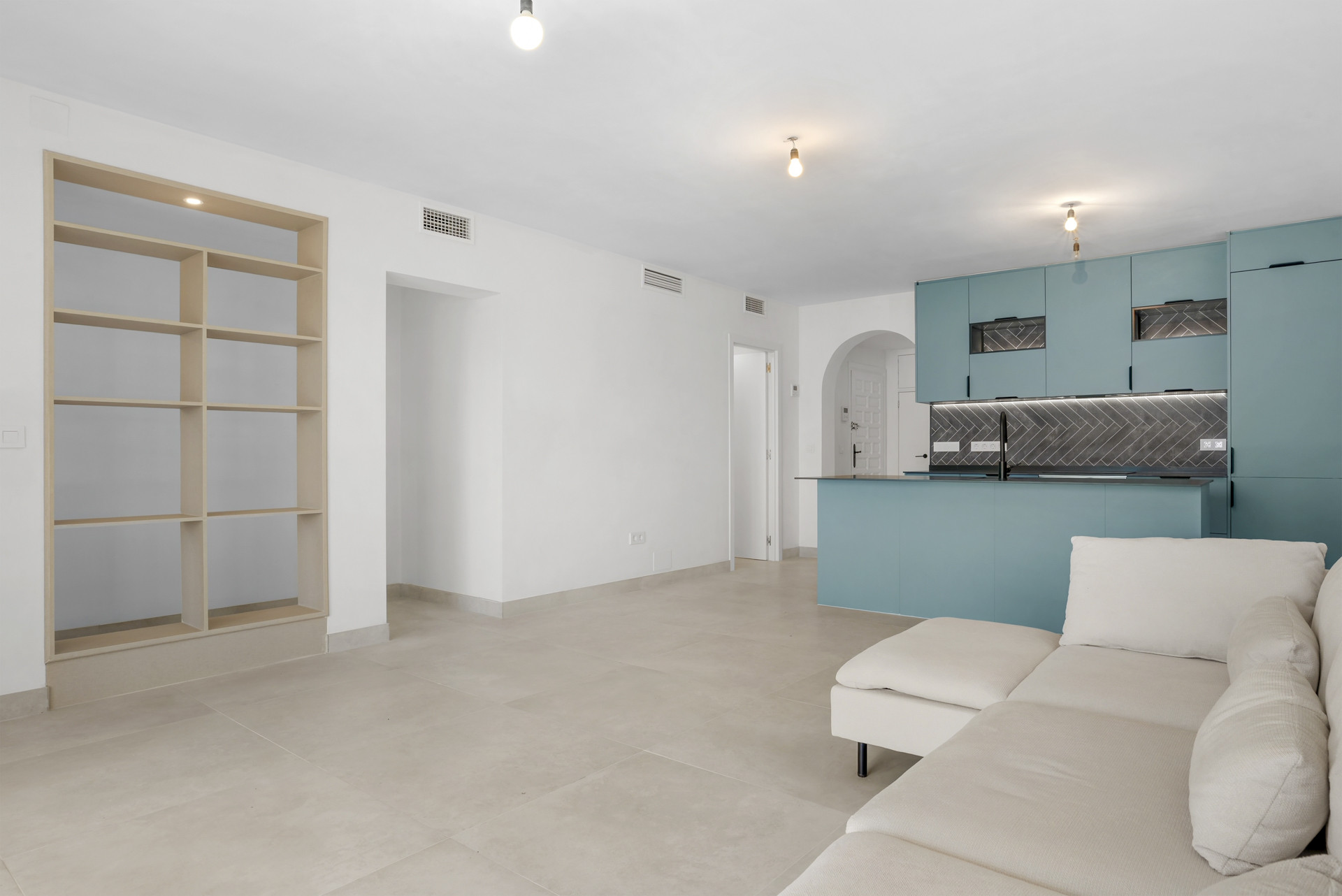 Piso de 3 Dormitorios y 3 Baños en venta en Nueva Andalucía, Marbella