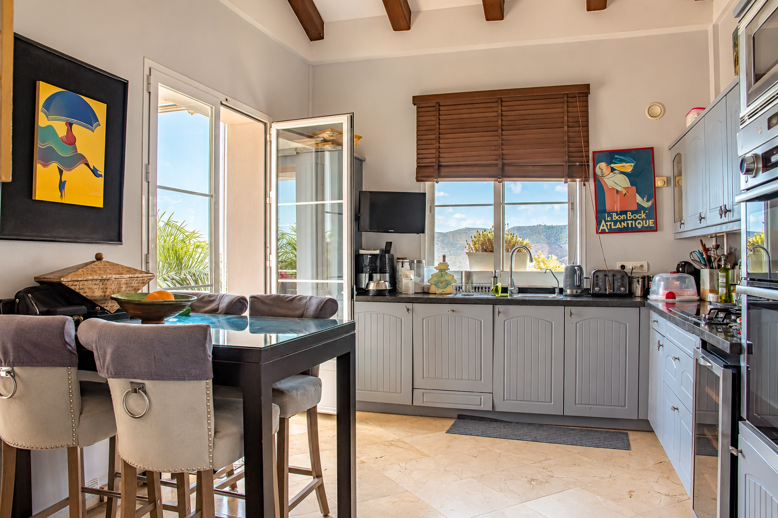 Casa de 4 Dormitorios y 4 Baños en venta en Istán