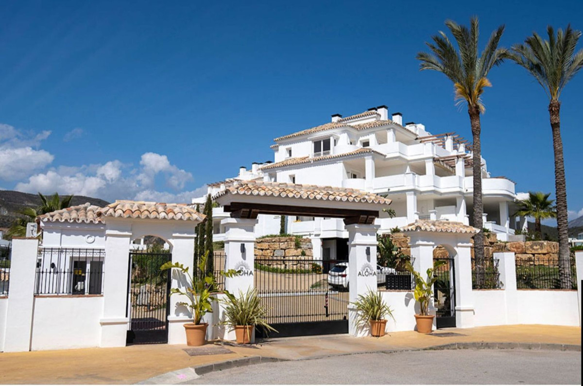 2 Bed, 2 Bath - Apartment for Sale in Nueva Andalucia, Marbella