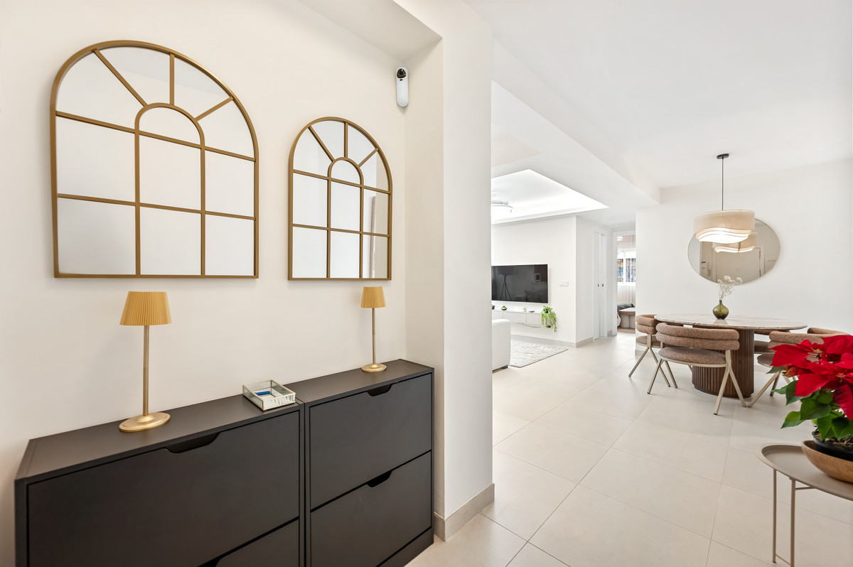 Piso de 2 Dormitorios y 1 Baño en venta en Marbella